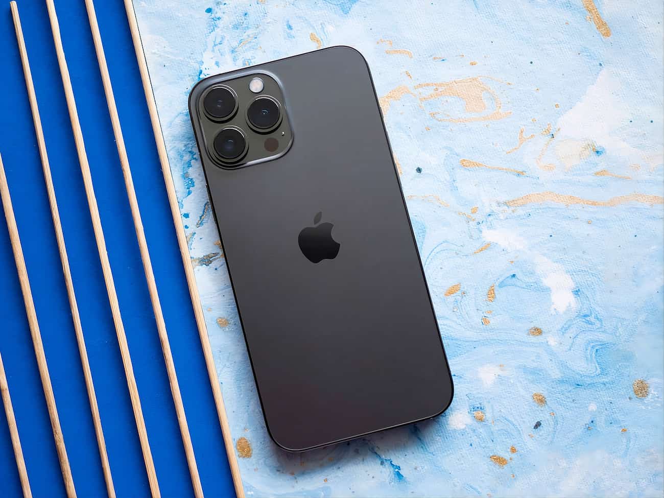 ᐈ б/у iPhone 13 Pro 1TB Graphite (MLVV3) — купить в Украине от